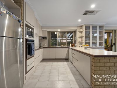 1 McPherson Avenue, Noranda