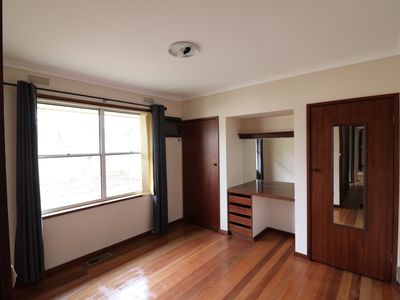 35 Redbank Road, Seymour