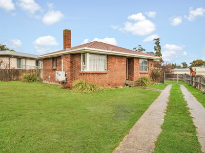 14 Castlemain Road, Ravenswood