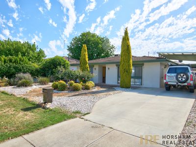 42 Gardenia Street, Horsham