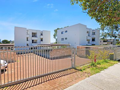 8 / 57 King George Street, Victoria Park
