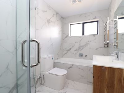 5C Devon Road, Bucklands Beach