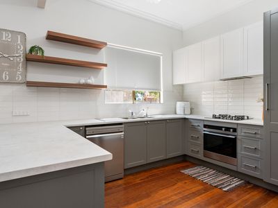 7 Addis Street, Lamington
