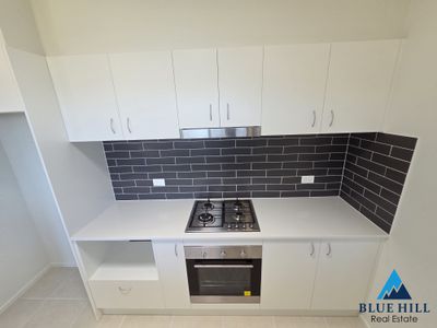 1/176 Settlers Boulevard, Chisholm