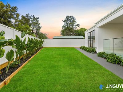 8 Lister Avenue, Cabramatta West