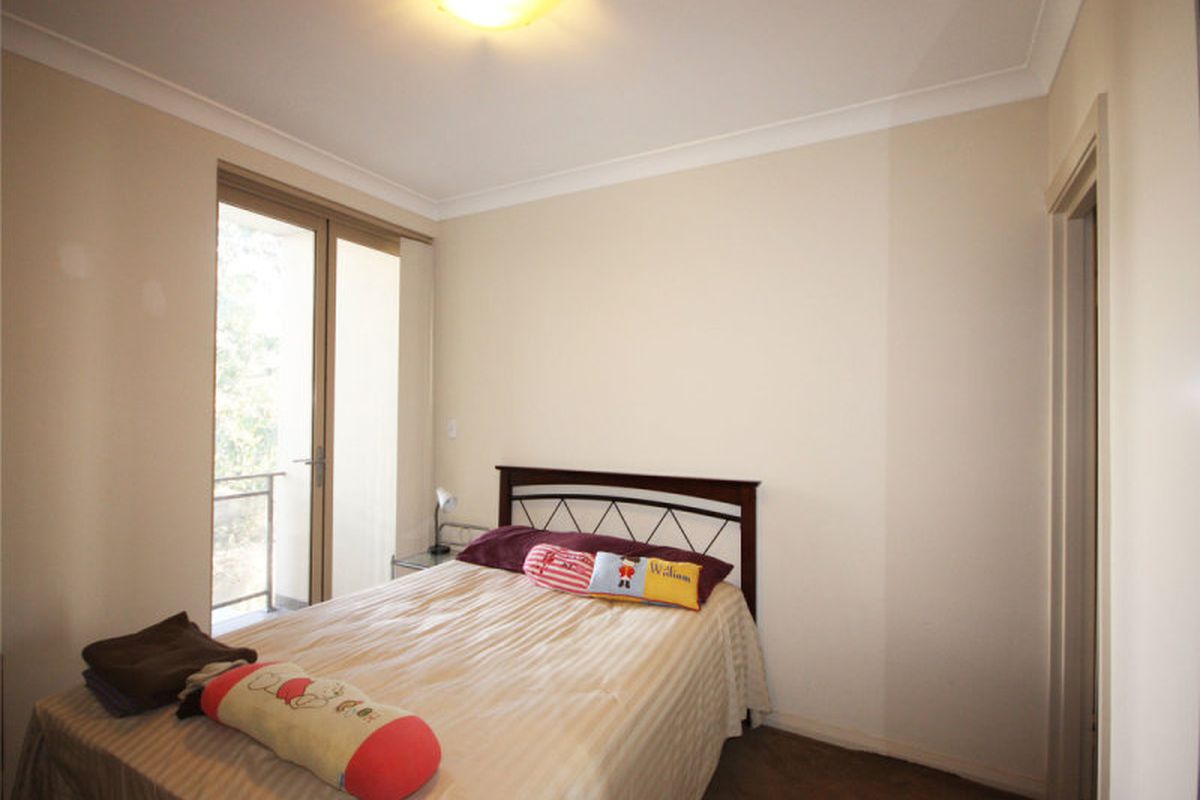 2 / 20-26 Marlborough Road, Homebush West
