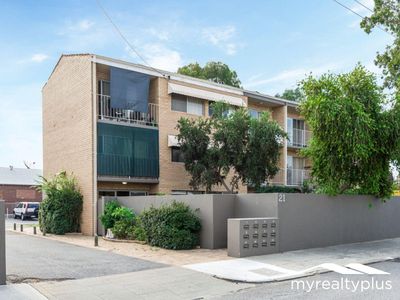 3 / 21 Dangan Street, Perth