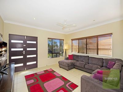 14 Sheoak Circuit, Douglas