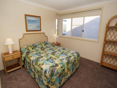 9 / 9-11 Beach Road, Hawks Nest