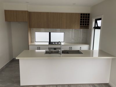 1 / 1 Moore Crescent, Reservoir