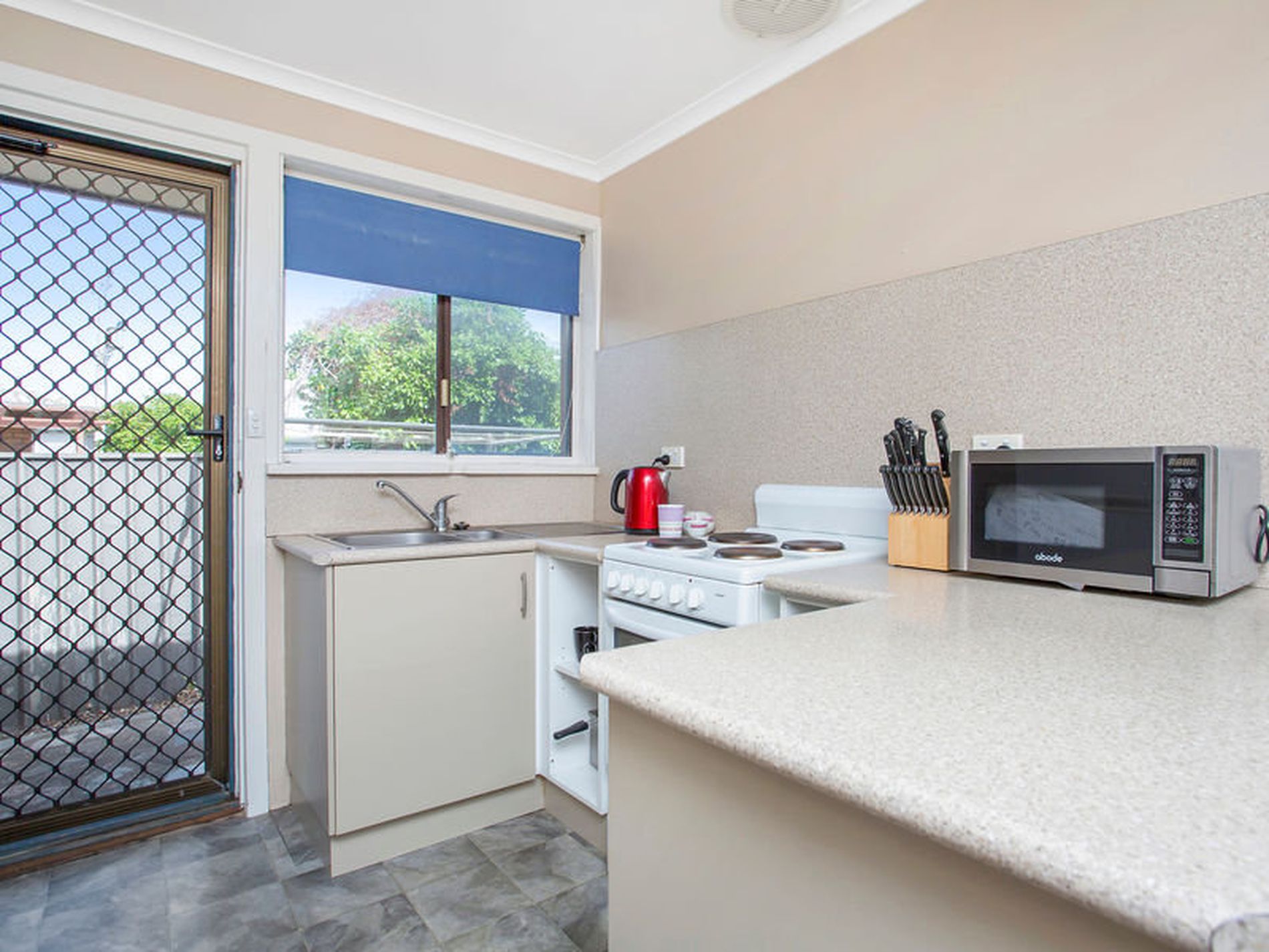 2 / 63 Esplanade, Port Willunga