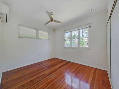9 Ogilvie St, Wynnum