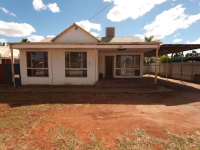 102 Wittenoom Street, West Lamington