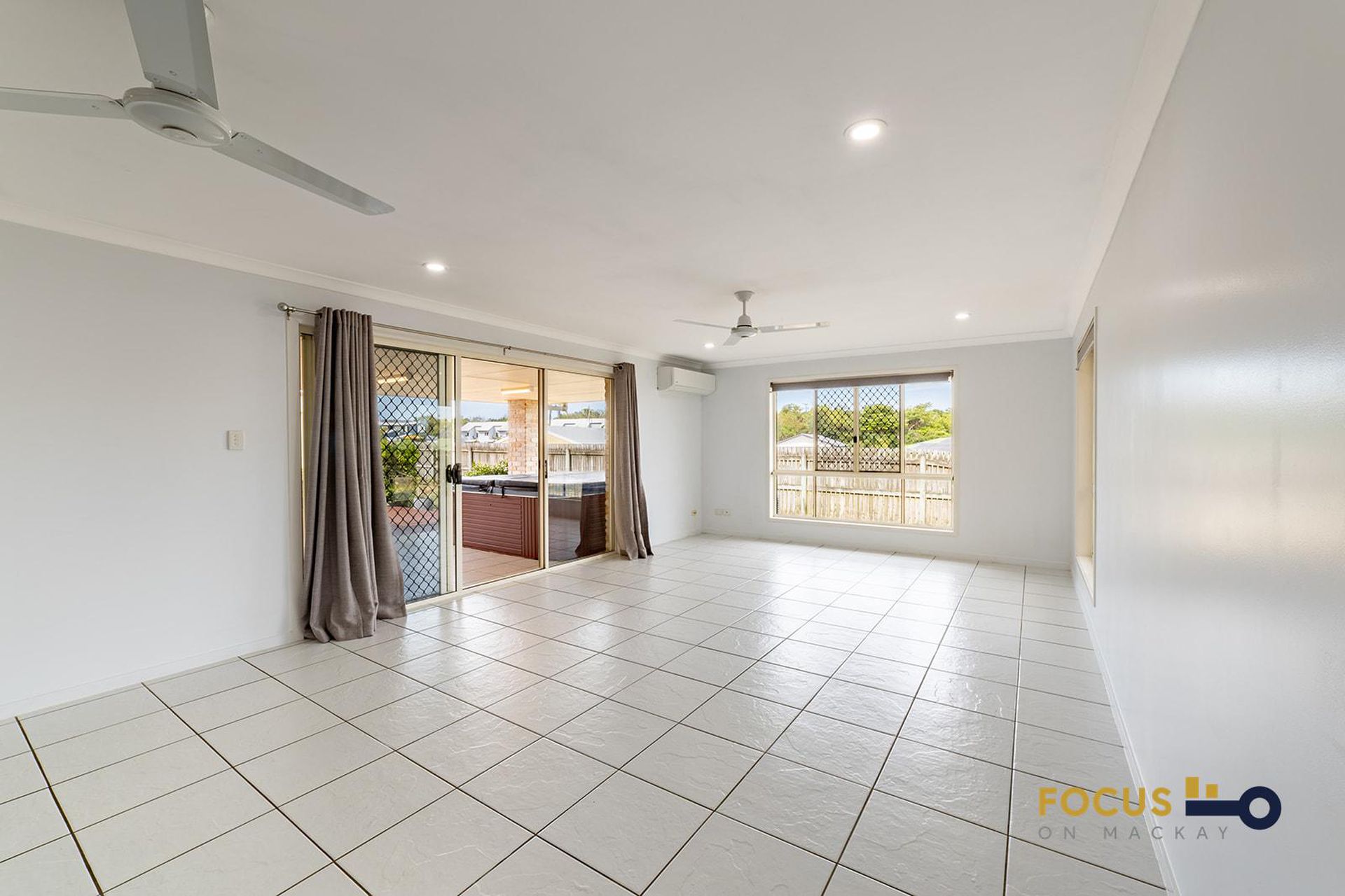6 Castaway Close, Hay Point