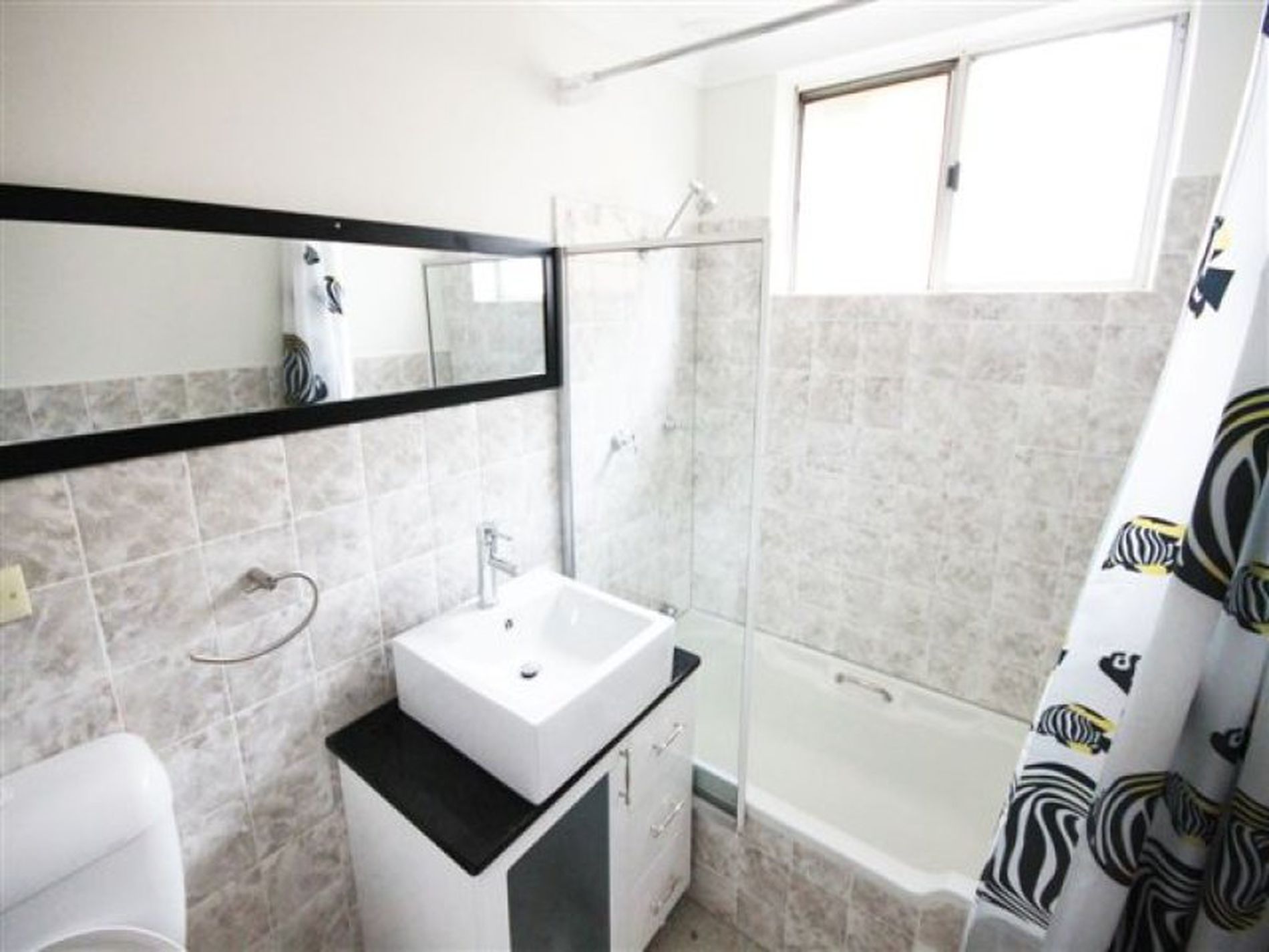 4 / 60 Colin Street, Lakemba