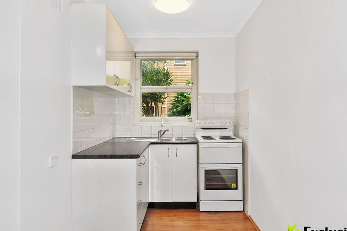 4 / 17 Lyons Street, Strathfield