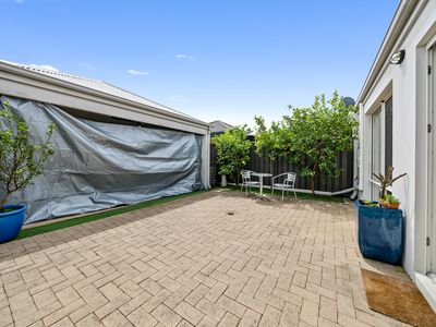 43 Sawooth Bend, Banksia Grove