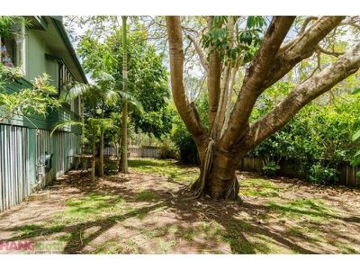 2 Lake View Drive, Tewantin