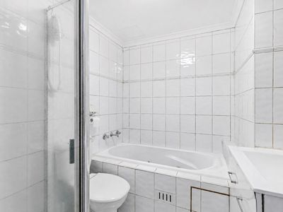 30 / 2 French Avenue, Bankstown