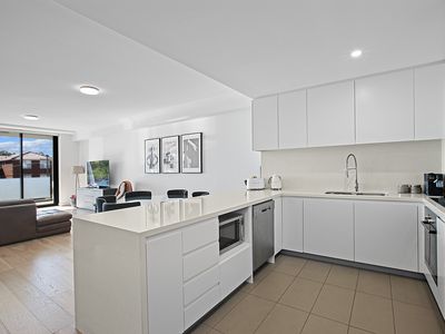 304 / 279 Gardeners Road, Eastlakes