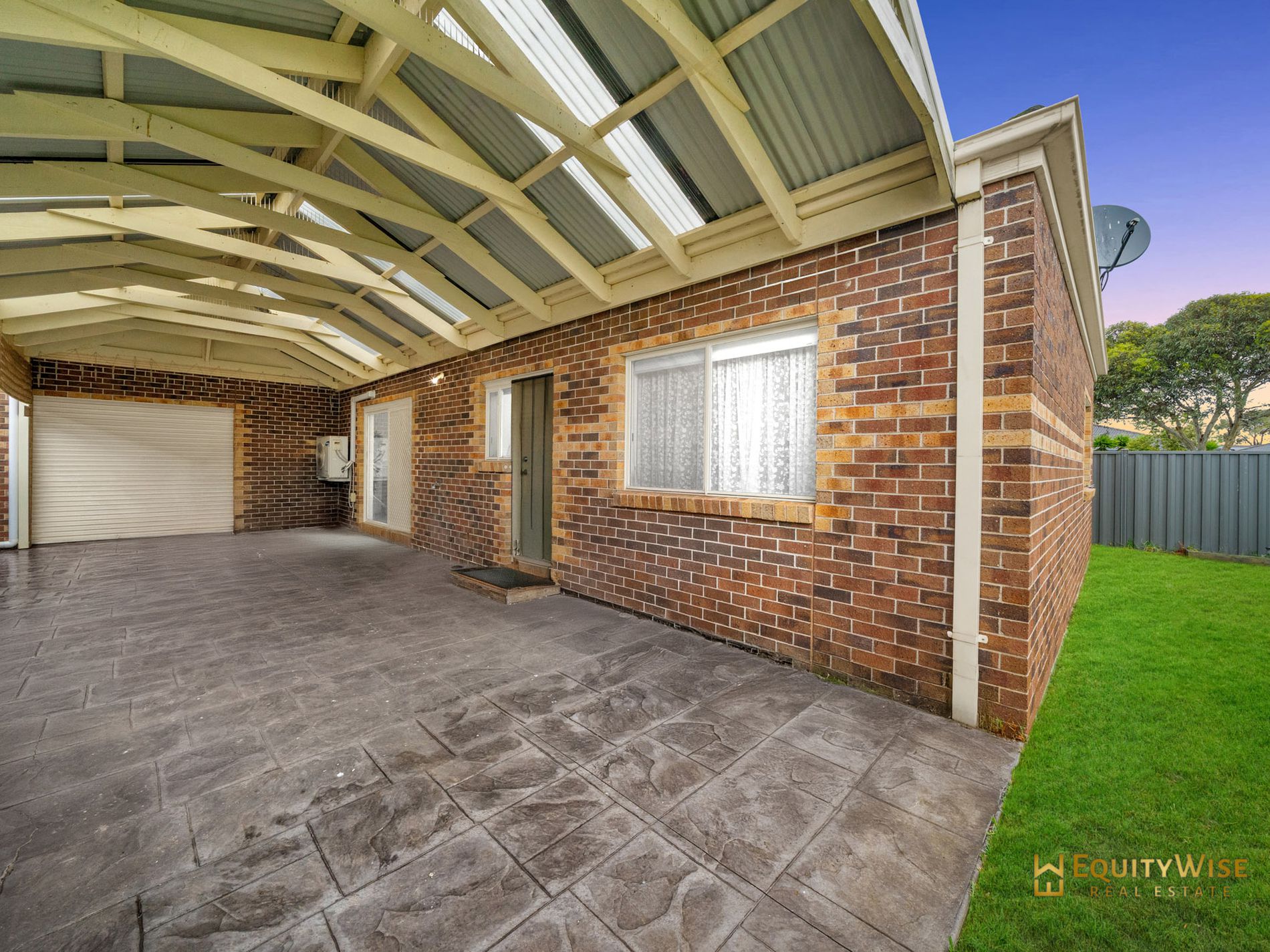 21 Brockwell Crescent, Manor Lakes