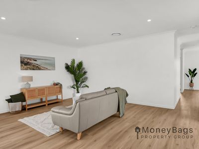124 Jackson Crescent, Gleneagle