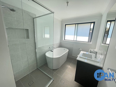46 Pear Street, Austral