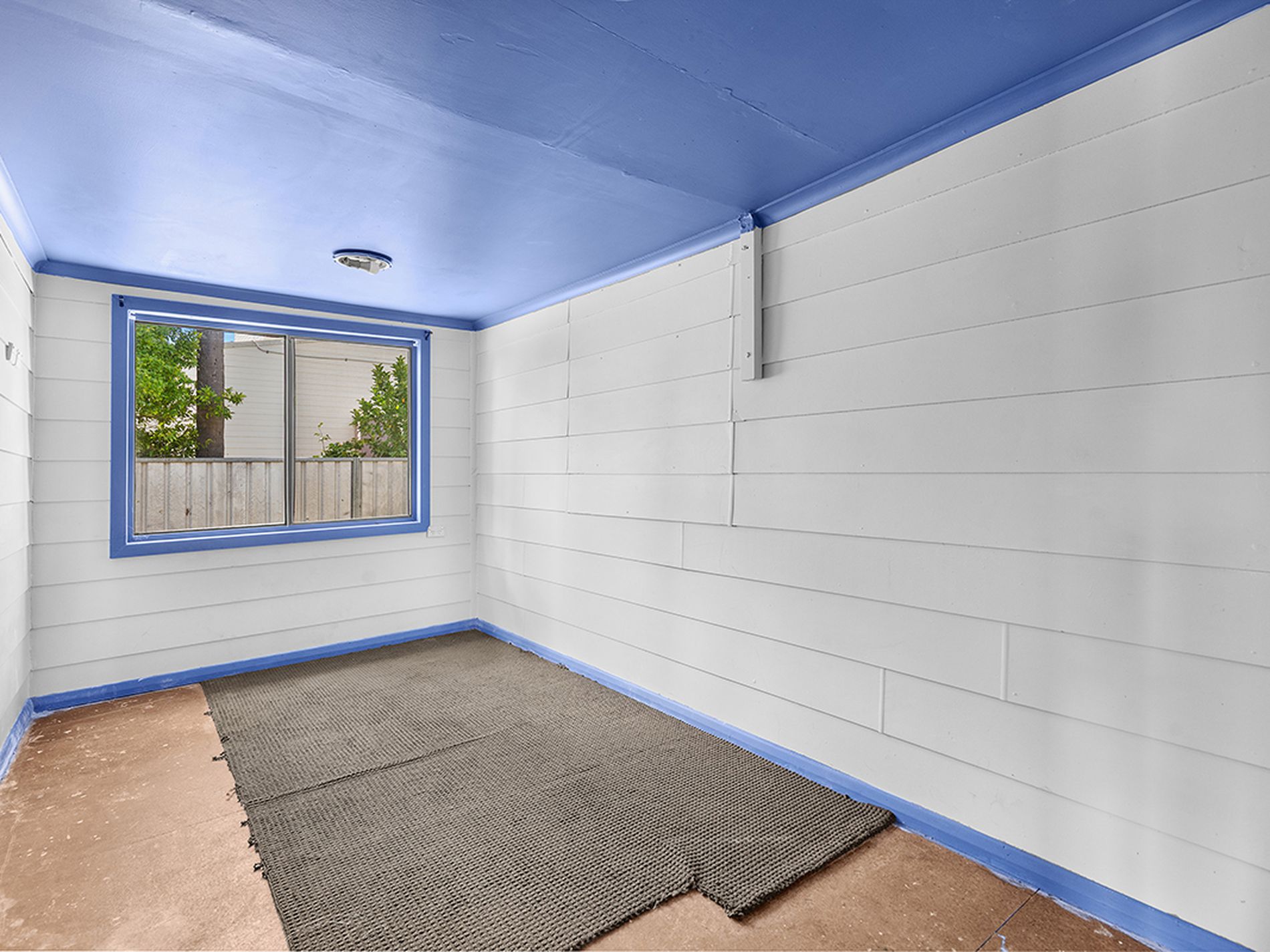 21 Sixth Street, Weston