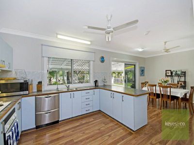 1 Rhyl Court, Mount Low