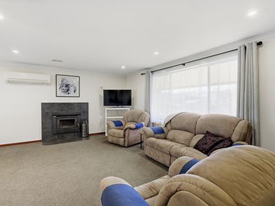 19 Gunn Parade, Low Head
