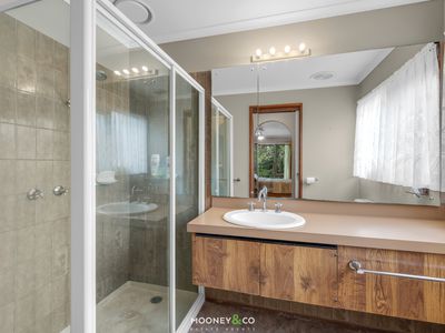 13 Hovell Court, Cranbourne