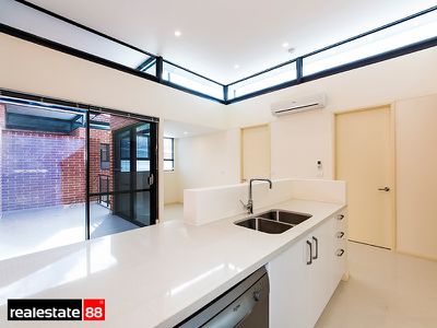 9 / 33 Windsor Street, Perth