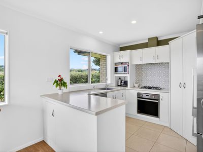 1014 South Head Road, South Head, Helensville
