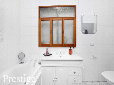 34 Lynwen Crescent, Banksia