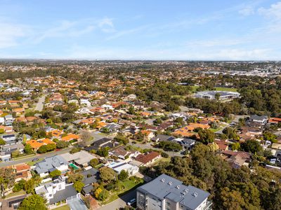 17 Colleran Way, Booragoon