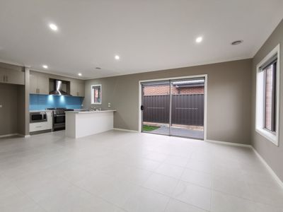 26 Dorset Grove, Truganina