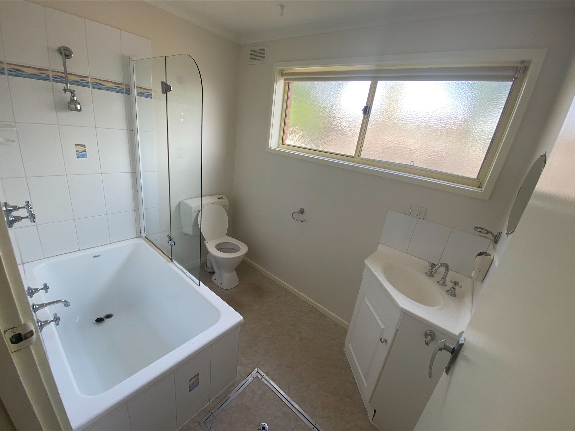 7 / 27 Deutgam Street, Werribee