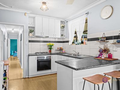 27 Lindy Way, Camillo