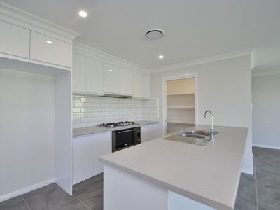 2 Venetian Court, Dubbo