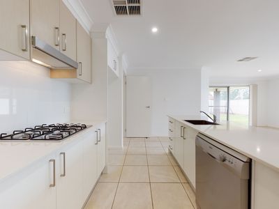 2 Abelia Court, Dubbo