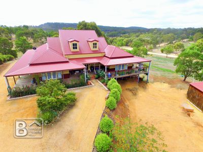 8 Mt Tarrengower Road, Maldon