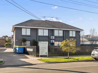 10 / 10 Empire Street, Footscray