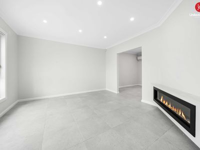 9A Rainham Circuit, West Hoxton