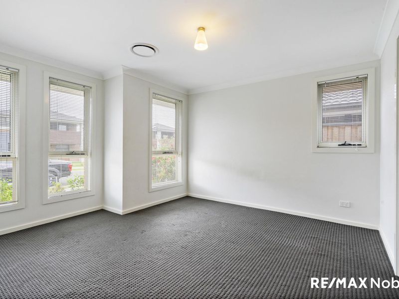 10 Wirraga Street, Bungarribee
