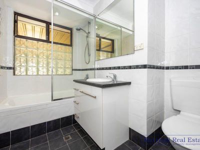 25 Redfin Crescent, Beldon