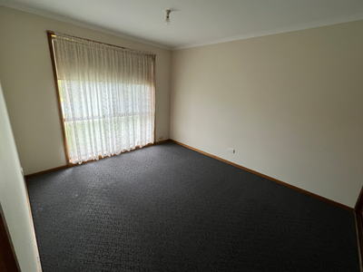 1 / 1 Canterbury Place, Werribee