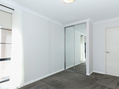 21 Chucklebud Street, Banksia Grove