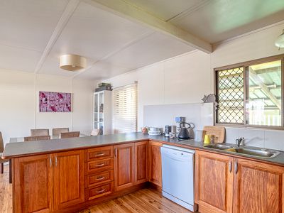 2 Urangan Street, Torquay
