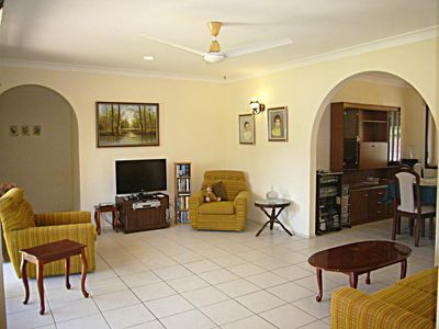 5 Clarinda Avenue, Springwood