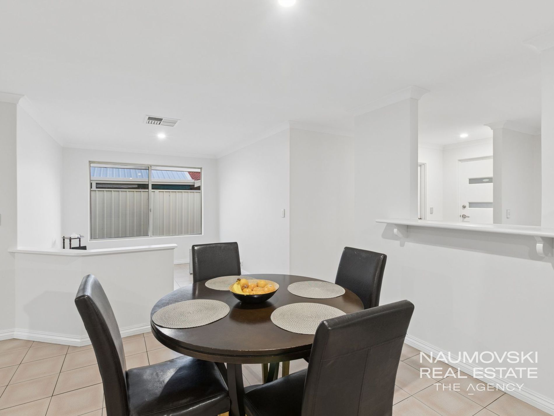 6 Jefferson Drive, Marangaroo